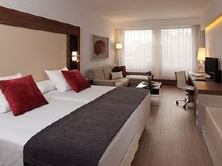 Modern Hotel Card image