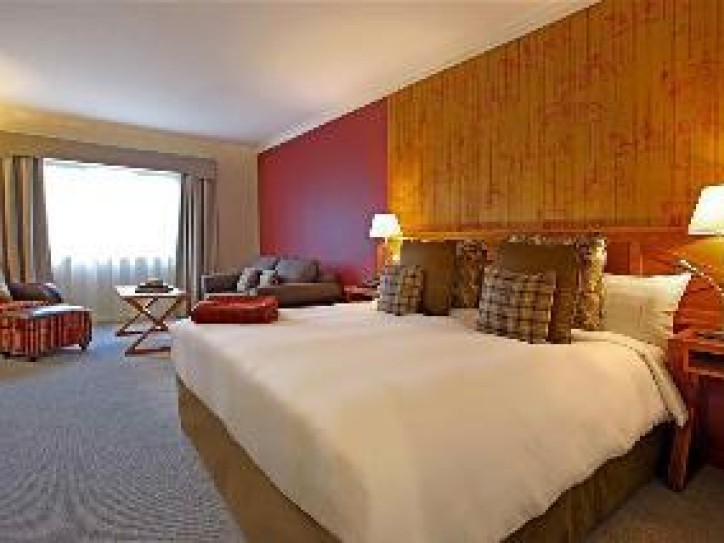 European Mountain Resort Card image