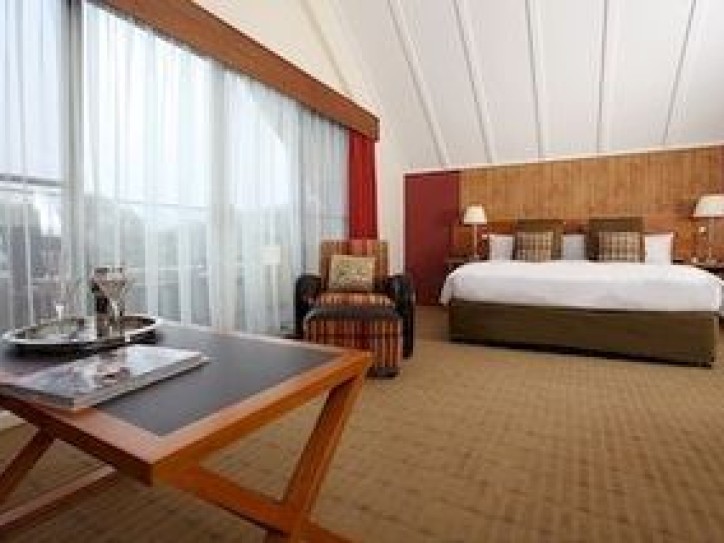 European Mountain Resort Card image