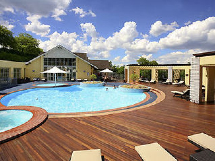 European Mountain Resort Card image