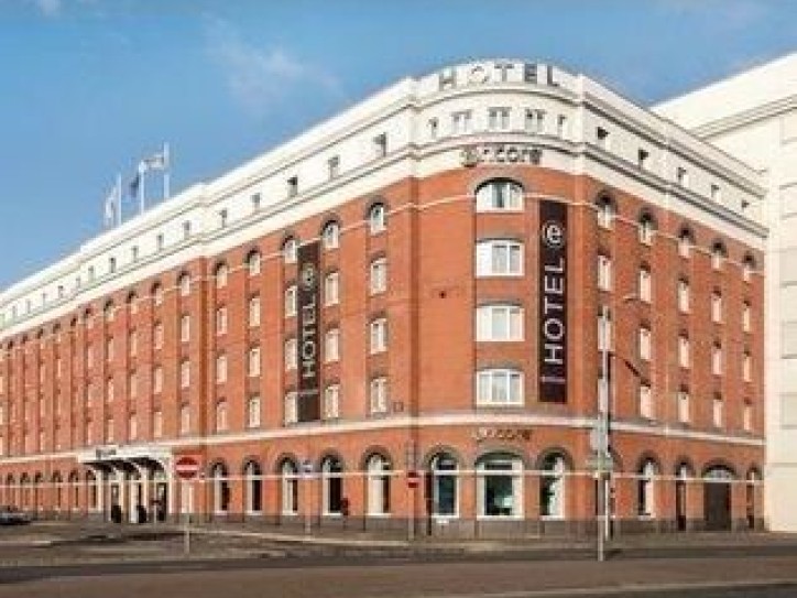 Sight Seeing Hotel Card image