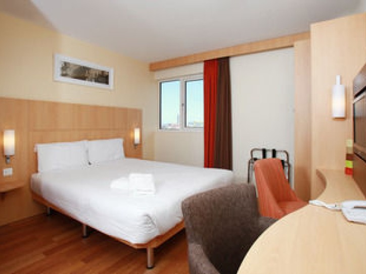 City Centre Hotel Card image