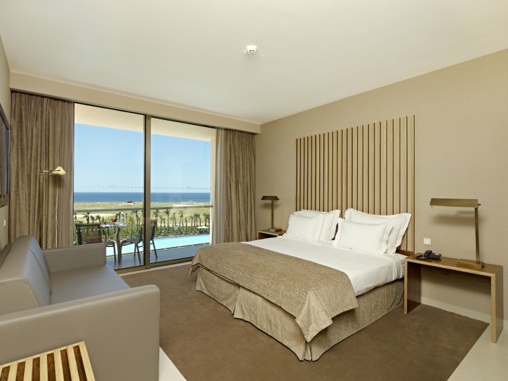 Idyllic Resort Card image