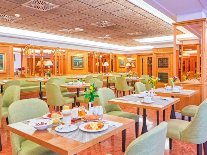 Traditional Boutique Hotel Card image