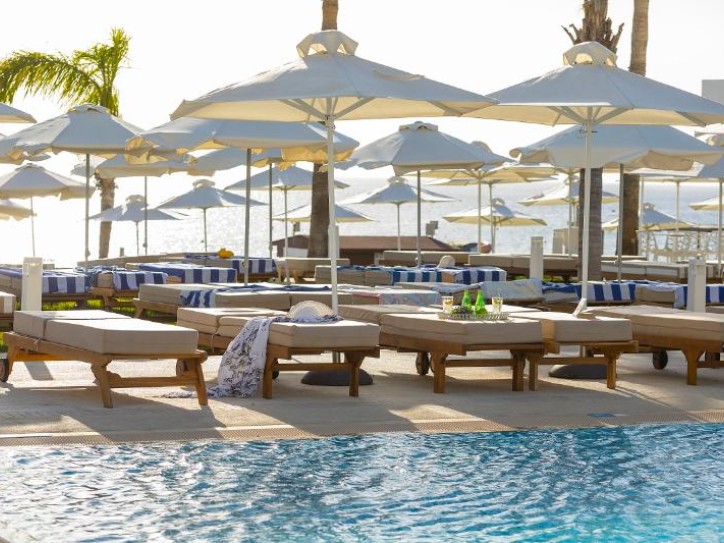 Elegant Sea View Hotel Card image