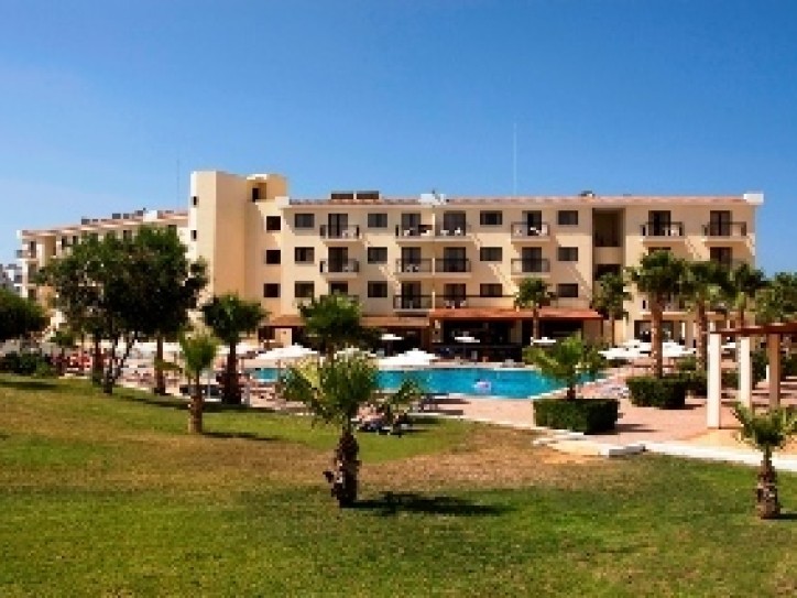 Tranquil Hotel Card image