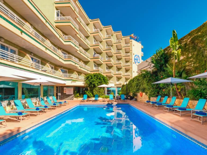 Adults only Hotel Card image