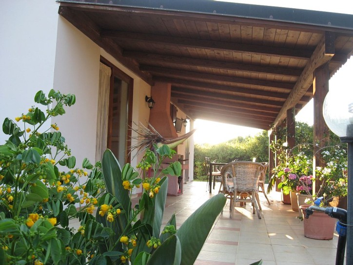 Country Holiday Villa Card image