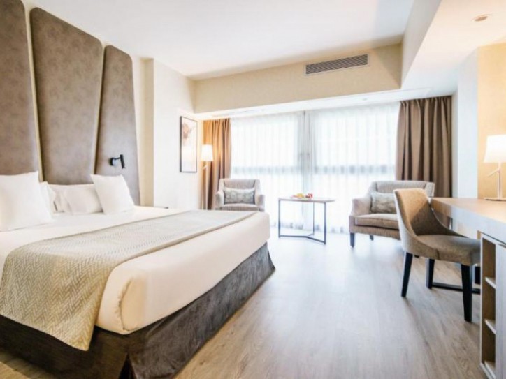 Central hotel Card image