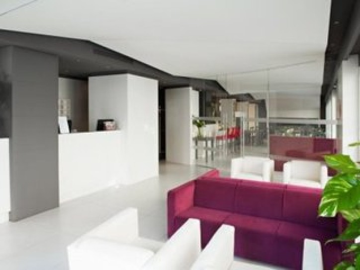 City Hotel Card image