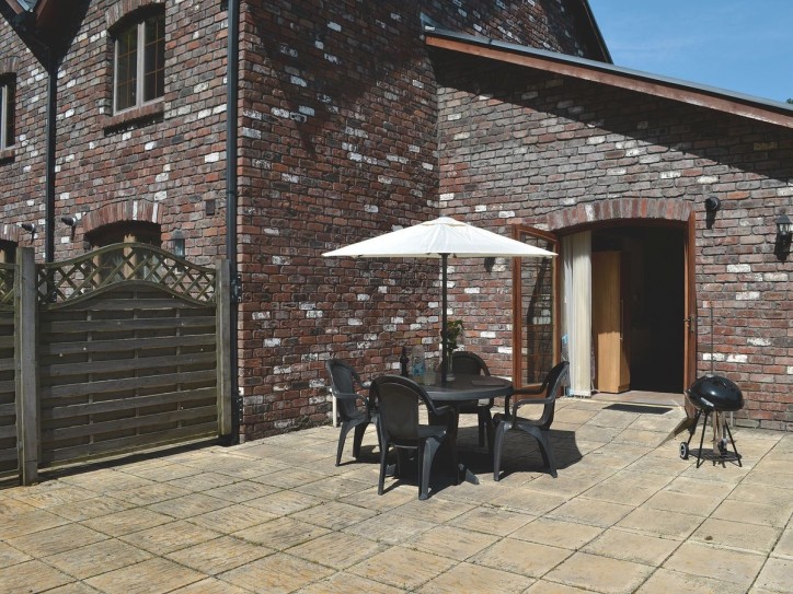 The Annex in Dunvant, near Swansea Card image