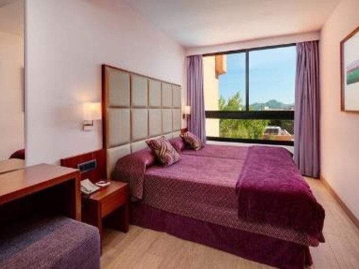 Accessible 5-Star Hotel Card image