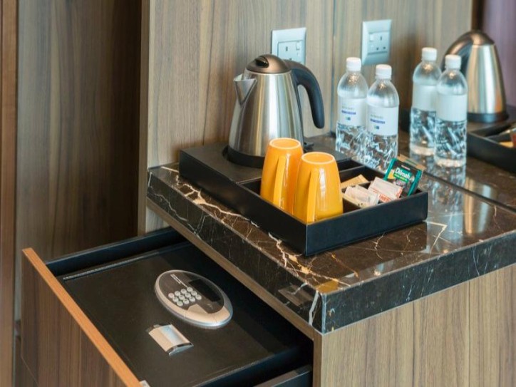 Central hotel Card image