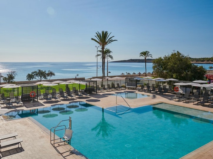 Seafront hotel Card image