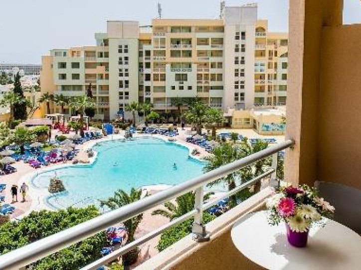Family hotel Card image