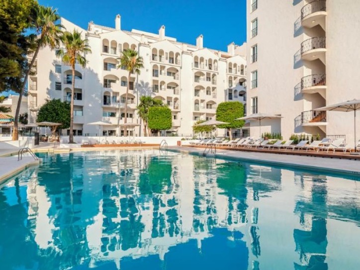 Andalusian hotel in Puerto Banus Card image