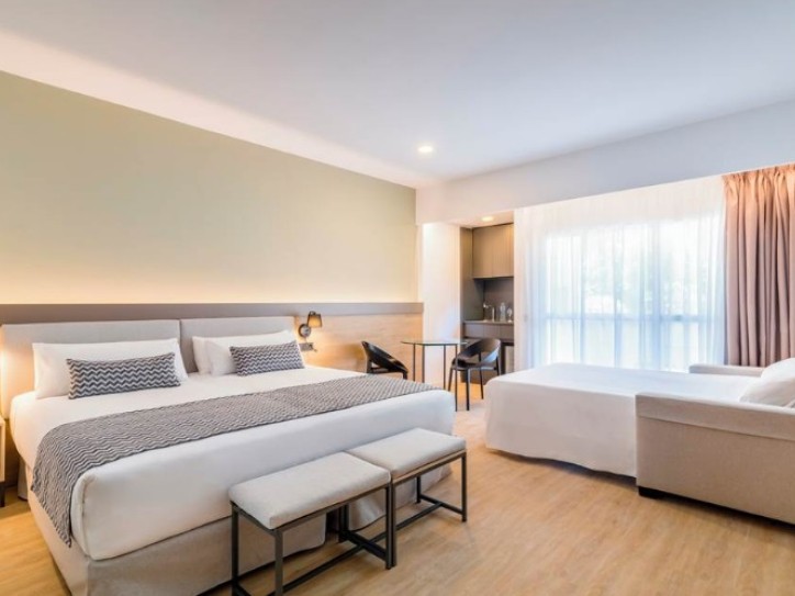 Andalusian hotel in Puerto Banus Card image