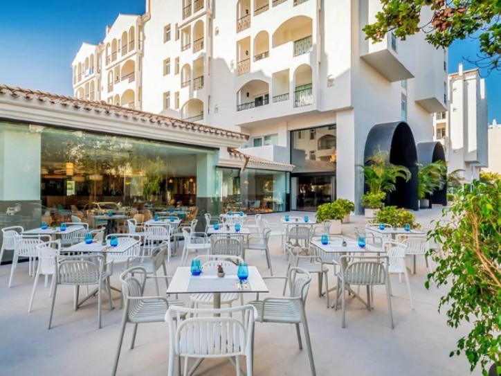 Andalusian hotel in Puerto Banus Card image
