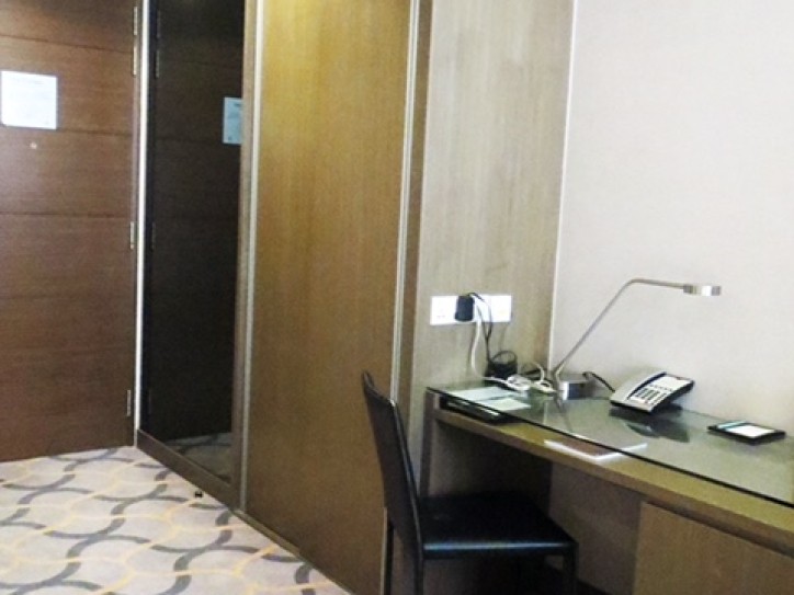 City hotel Card image