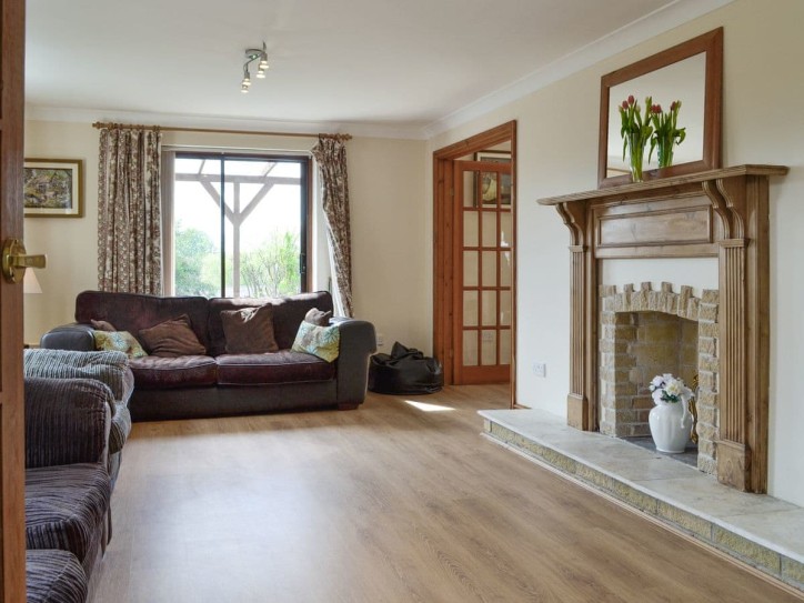 Detached Bungalow in Talgarth, near Hay-on-Wye Card image