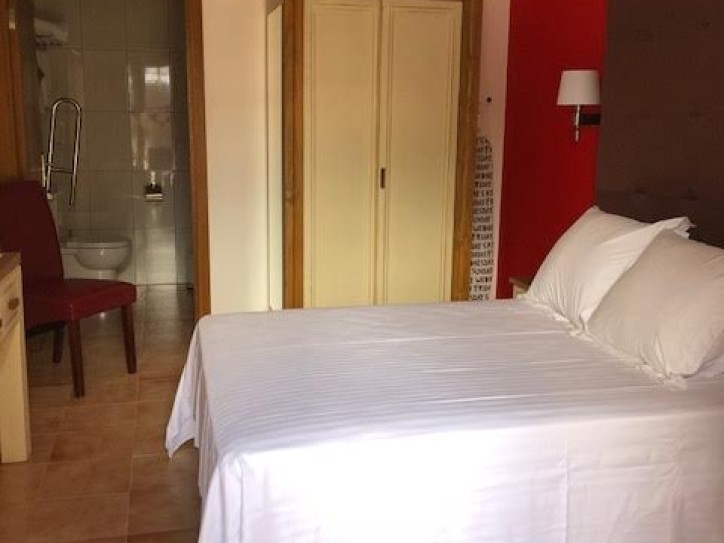 Boutique hotel Card image