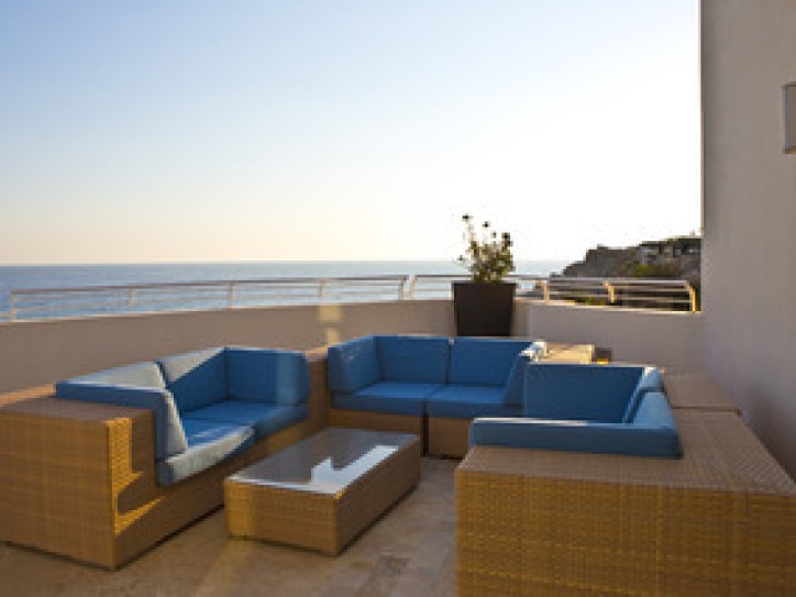 Luxury Resort, Golden Sands Card image