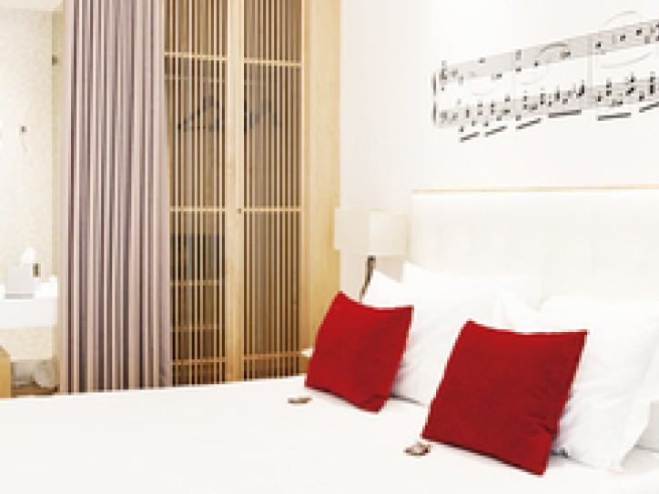 Designer Hotel Card image