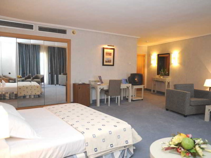 Accessible Spa Hotel Card image