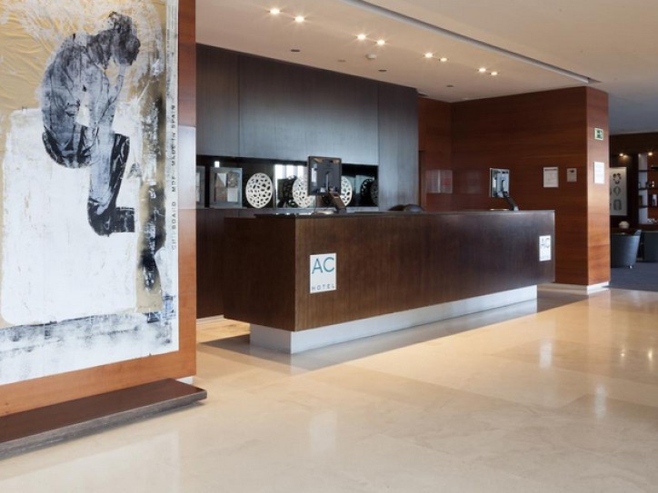 Modern 4-Star Hotel Card image