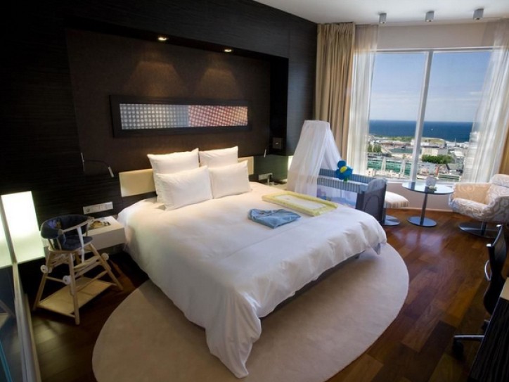 Luxury Accessible Hotel Card image