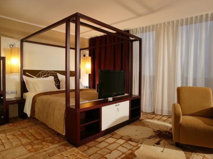 Disabled-Friendly City Centre Hotel Card image