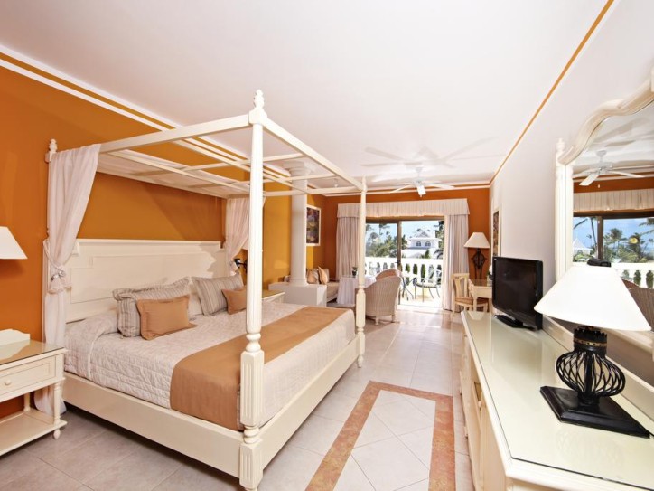 Luxury Beach Hotel Card image