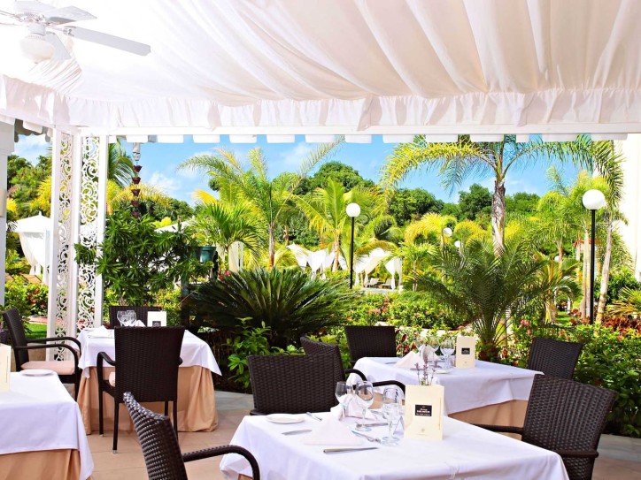 Luxury Beach Hotel Card image