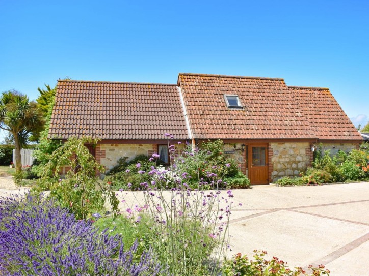 Wheelchair-Friendly Country Cottage Card image