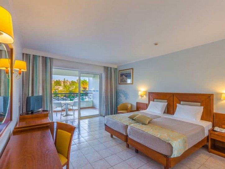 Five-Star Suites Card image