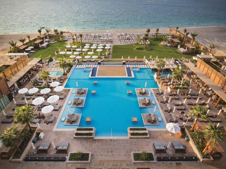 Premium Hotel Card image