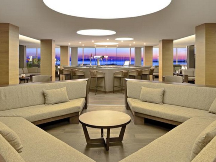 Accessible Beach Hotel Card image