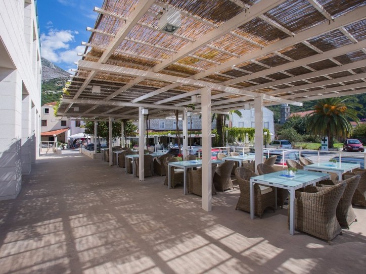 Luxury Beach Hotel Card image
