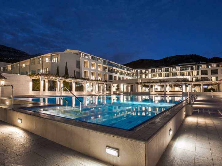 Luxury Beach Hotel Card image
