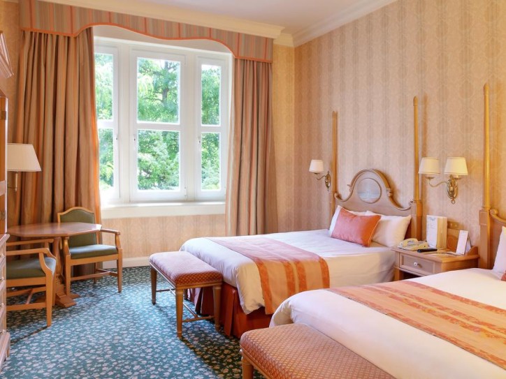 Accessible Disney Hotel Card image