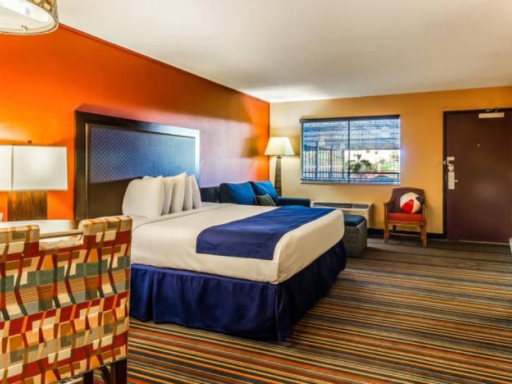 Hotel and Water Park Card image