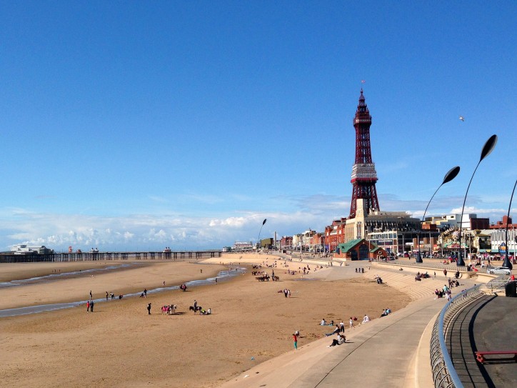 Seaside Blackpool & the Lakes - Coach holiday Card image