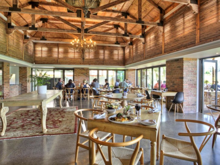 Group escorted accessible safari Card image