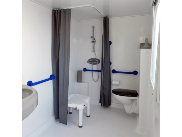 Azure Wheelchair Adapted holiday home Card image