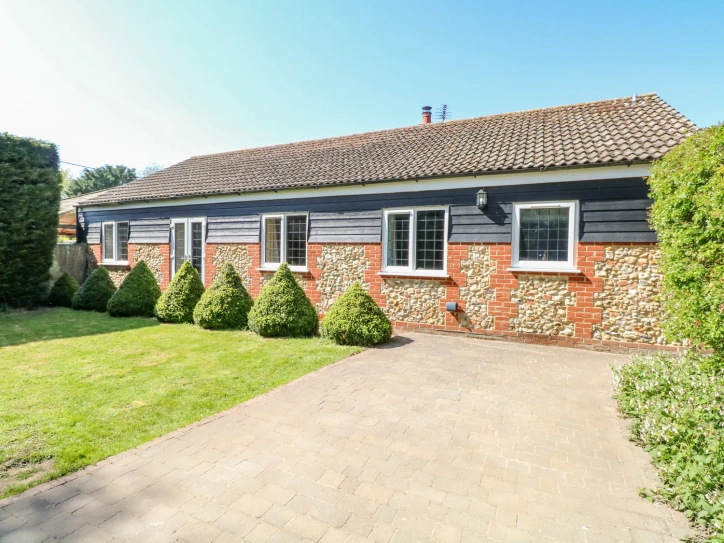 The Meadows Cottage Card image
