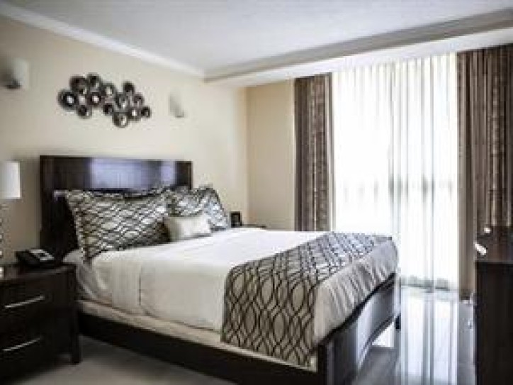 The Mutiny Hotel Card image