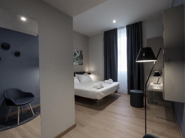Accessible city hotel Card image
