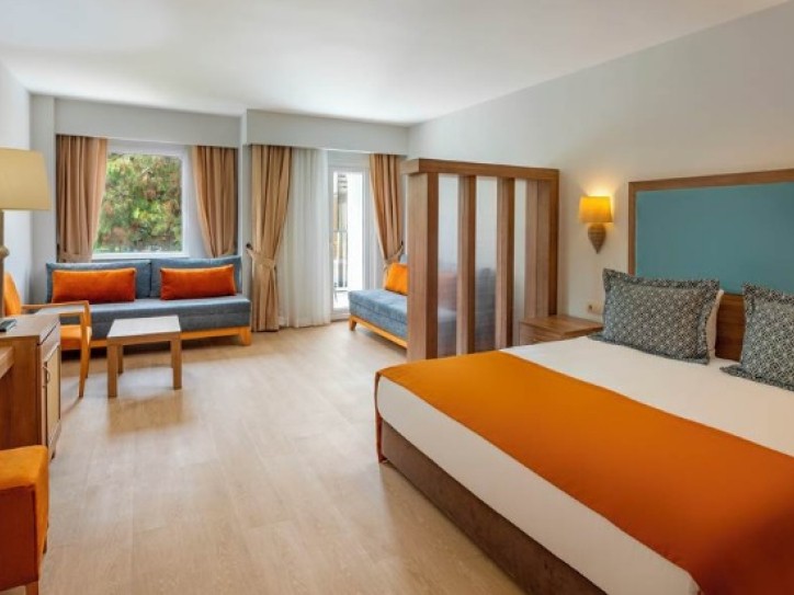 Where 4-Star Luxury Meets Eco Accessibility Card image