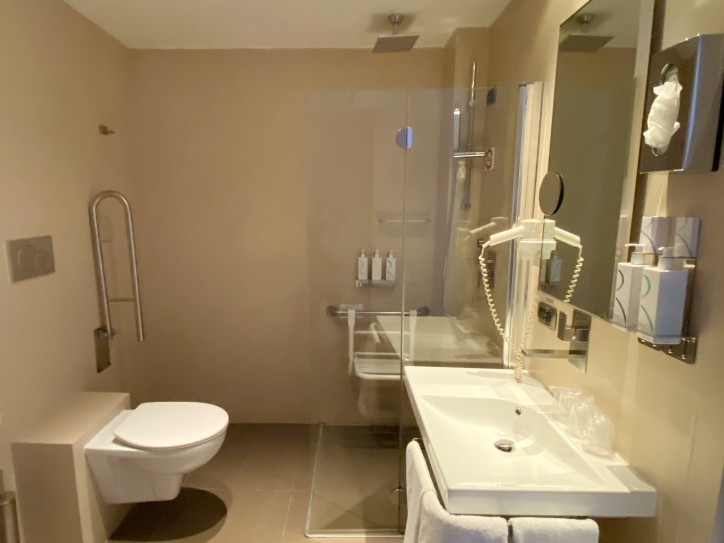 Accesible Hotel Card image