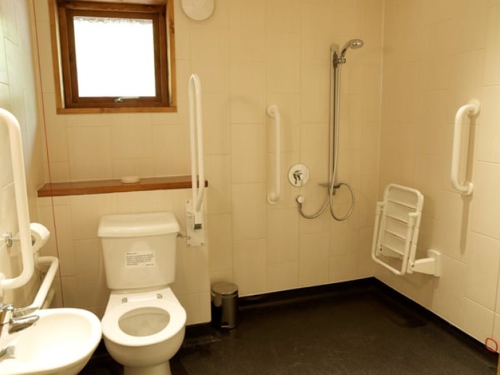 Wheelchair adapted lodge 2 Card image
